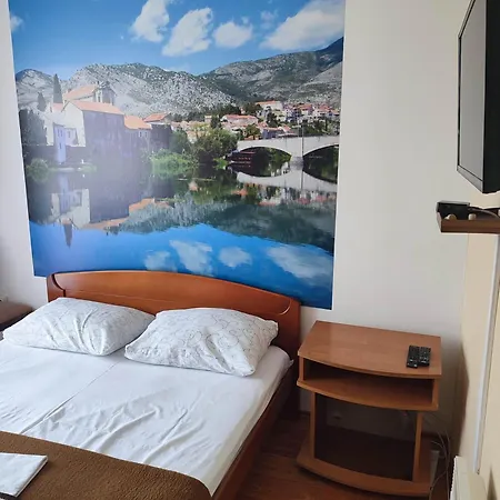 Alojamento de Acomodação e Pequeno-almoço Pansion Kamin 2*