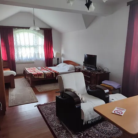 Pansion Kamin Lukavica