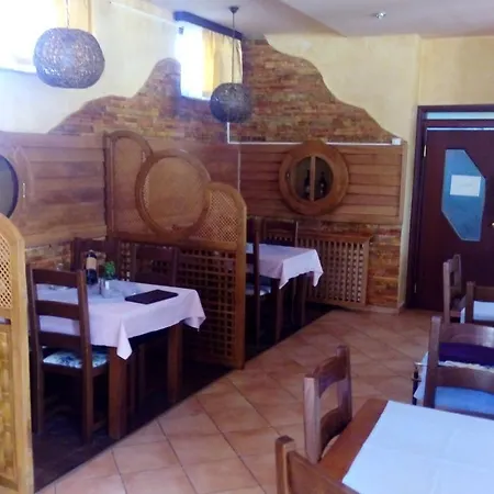 Alojamento de Acomodação e Pequeno-almoço Pansion Kamin Lukavica