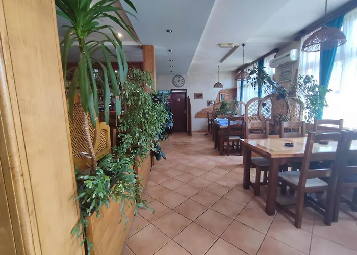 Pansion Kamin Bed & Breakfast 2*